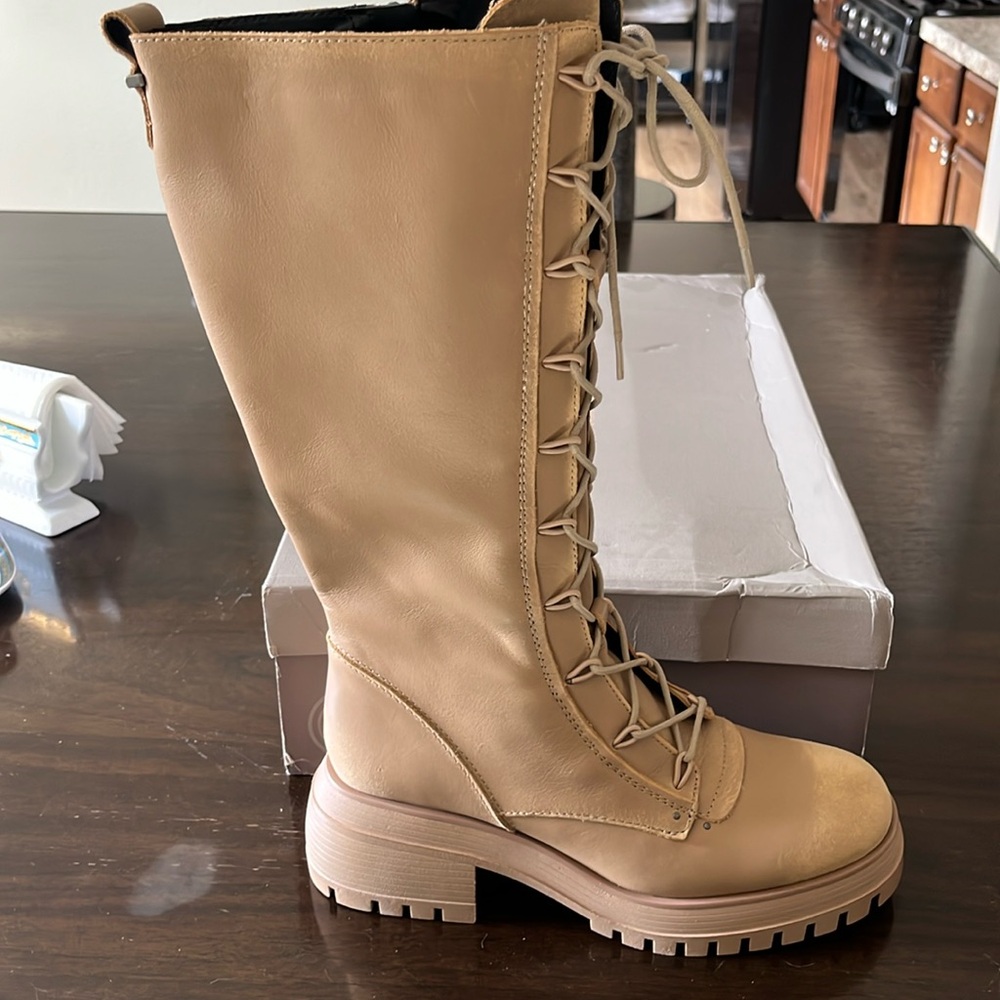 Franco Sarto L-JASPER Boots , hand finished leather Taupe , Size US8 New in box
